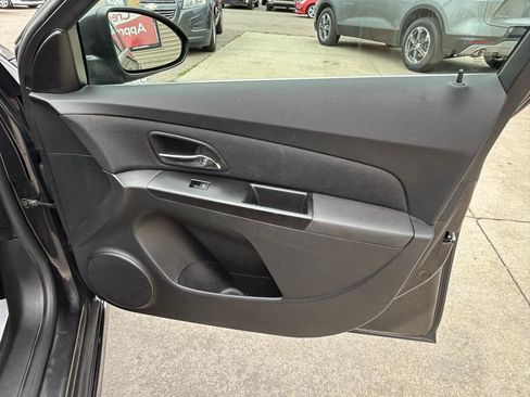 Used 2014 Chevrolet Cruze LT w/ RS Package FWD image 16