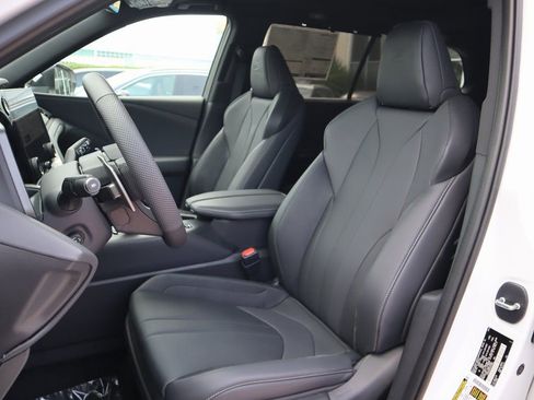 New 2026 Lexus TX 500h AWD image 31