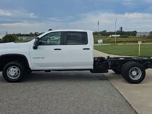New 2026 Chevrolet Silverado 3500 W/T w/ WT Convenience Package AWD/4WD image 5