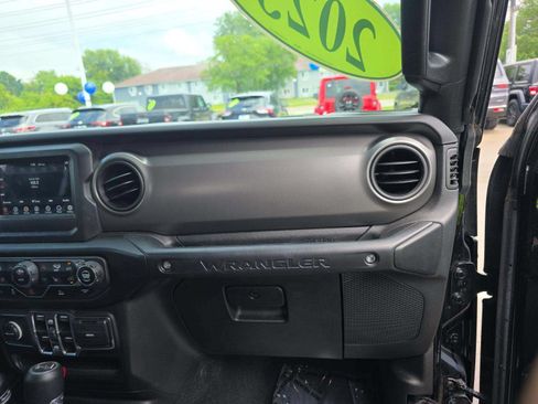 Used 2023 Jeep Wrangler Unlimited w/ Cold Weather Group AWD/4WD image 11