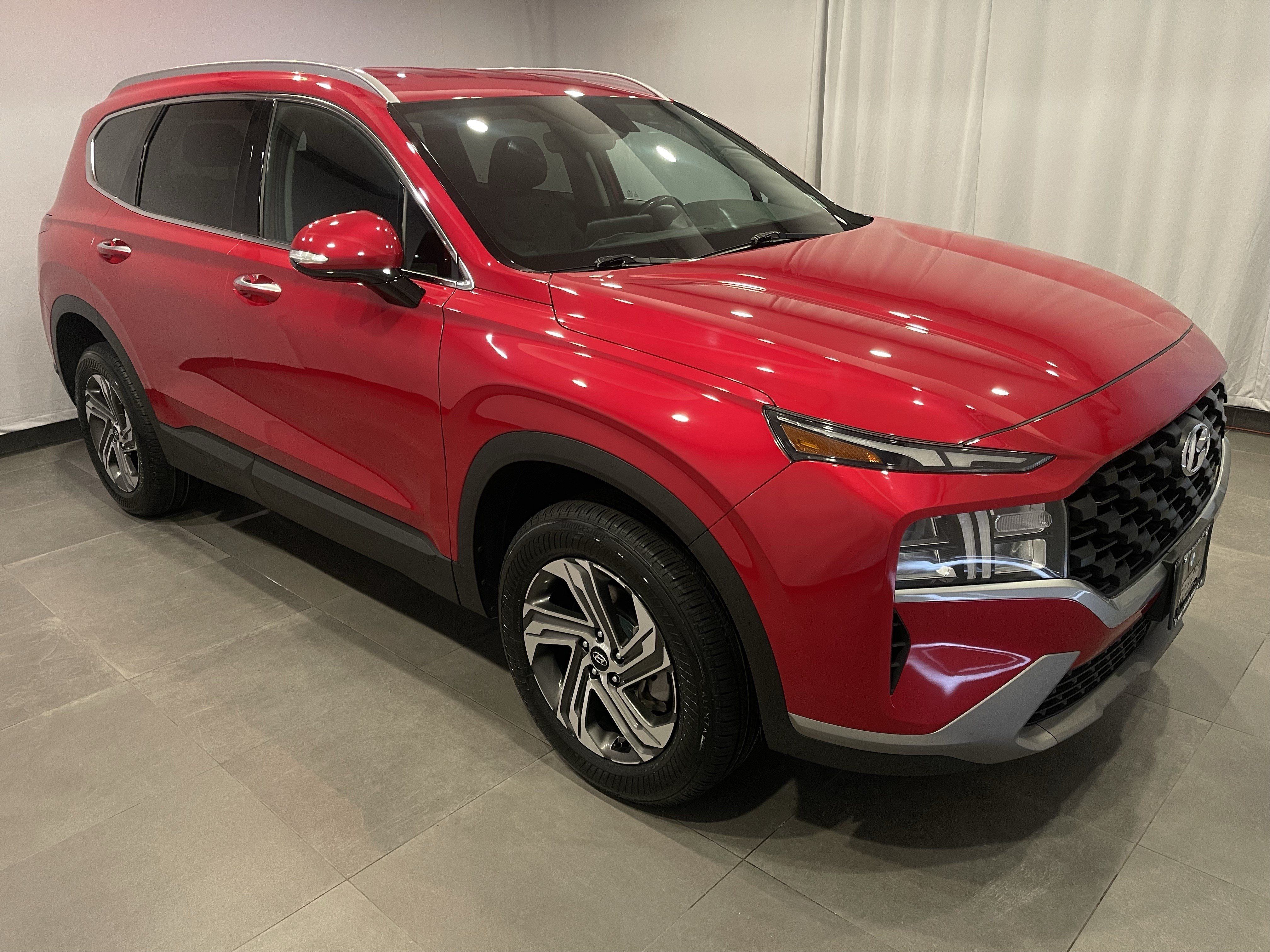 Used 2023 Hyundai Santa Fe SEL AWD/4WD image 3