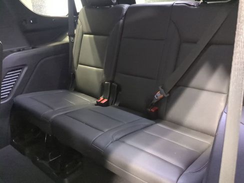 Used 2023 Chevrolet Tahoe Z71 w/ Luxury Package image 36