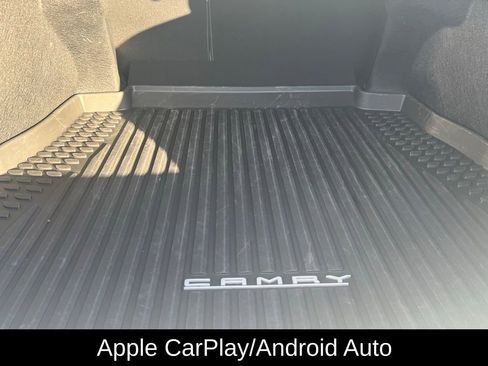 Used 2024 Toyota Camry XLE image 12