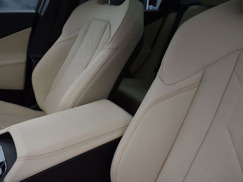 Used 2025 BMW X3 xDrive30i image 14