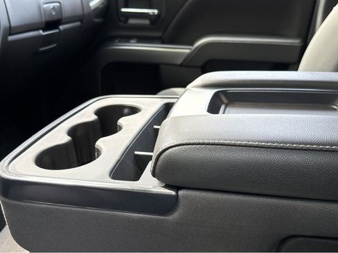 Used 2018 Chevrolet Silverado 1500 LT image 7