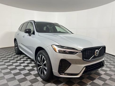 Certified 2025 Volvo XC60 B5 Core w/ Climate Package image 6