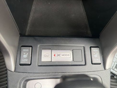 Used 2018 Subaru Forester 2.5i Premium w/ All-Weather Package image 19