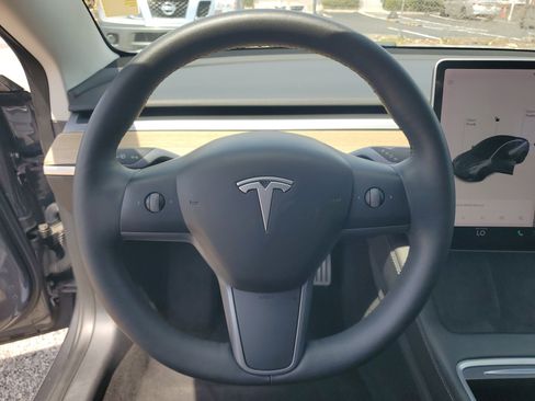 Used 2022 Tesla Model 3 Performance AWD/4WD image 19