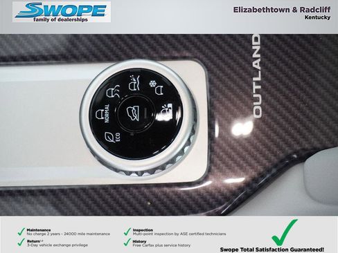 New 2025 Mitsubishi Outlander SE image 31