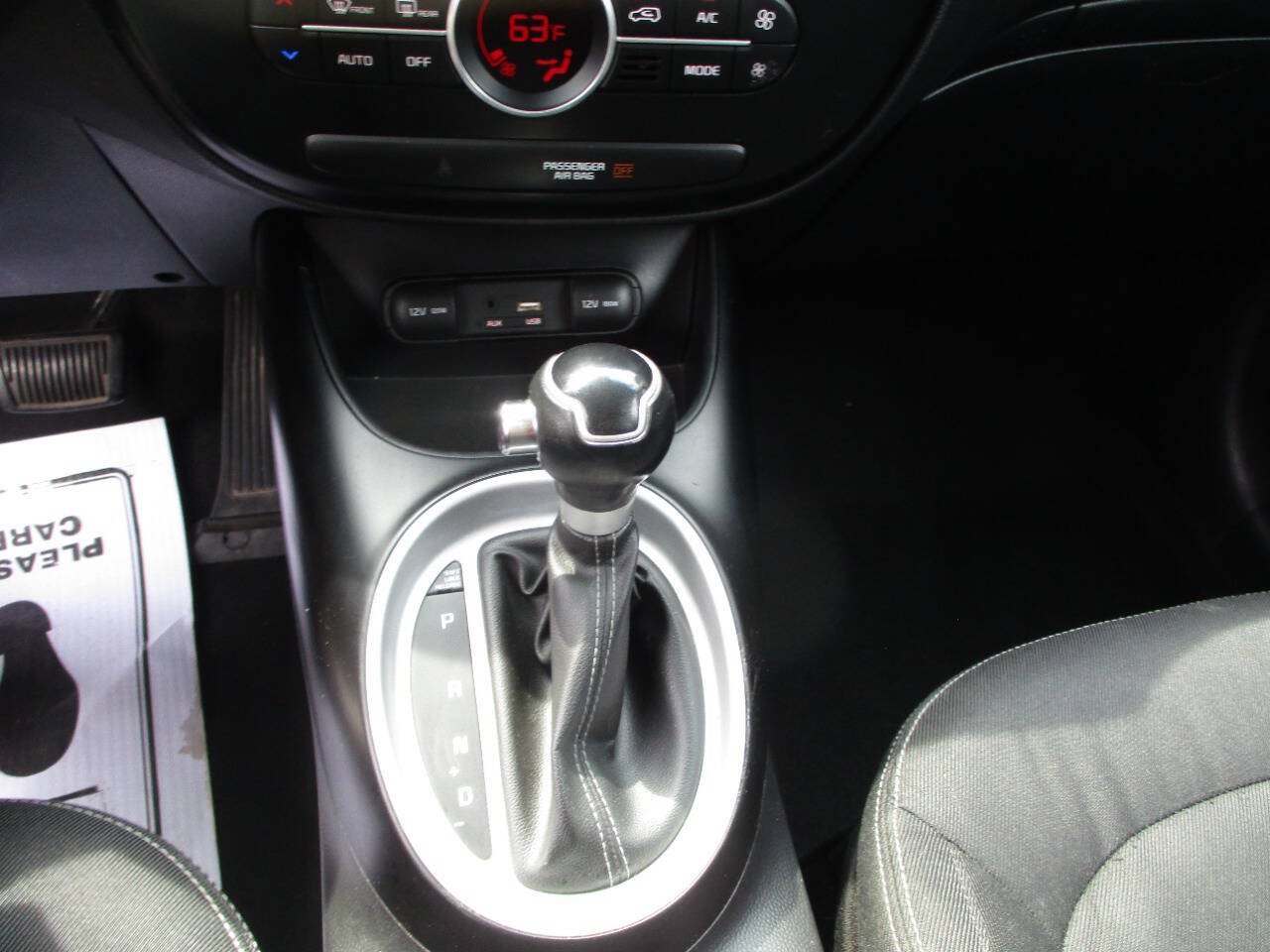 Used 2017 Kia Soul + FWD image 12
