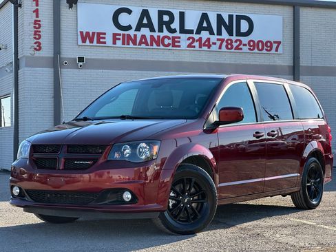 Used 2020 Dodge Grand Caravan GT image 1