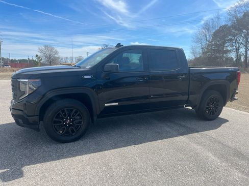 Used 2023 GMC Sierra 1500 Elevation w/ Preferred Package image 3