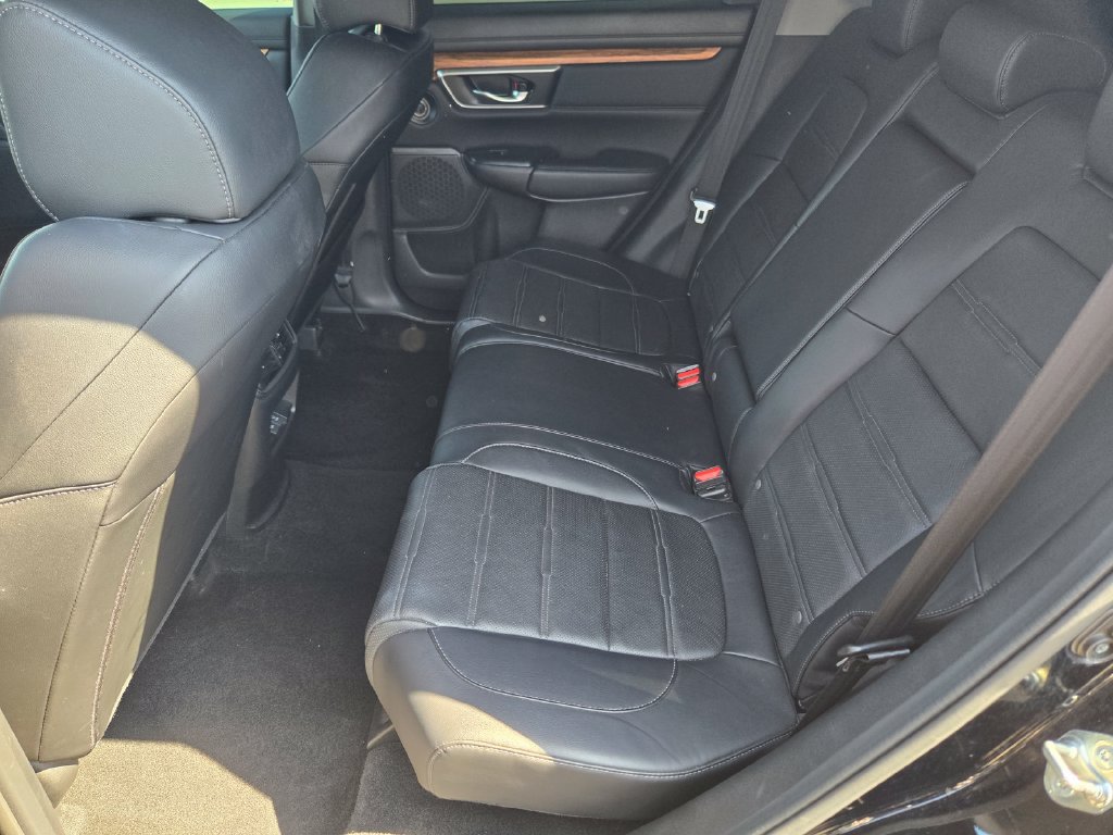 Used 2018 Honda CR-V Touring image 14