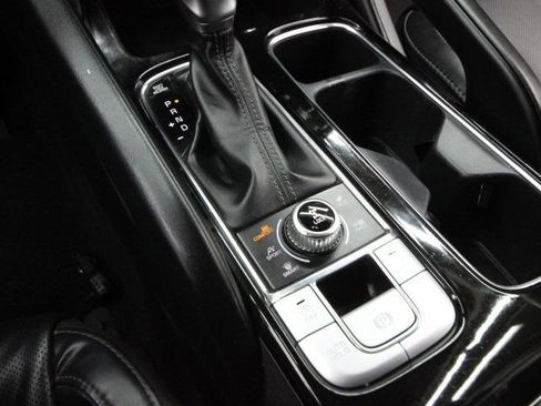 Used 2022 Kia Telluride LX image 25