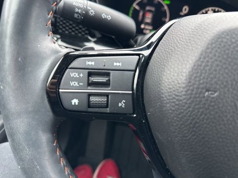 Certified 2025 Honda CR-V Sport Touring image 32