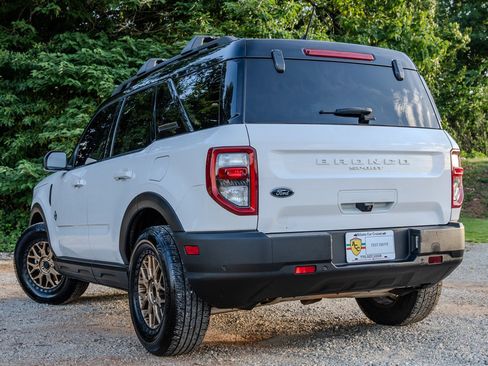 Used 2023 Ford Bronco Sport Outer Banks w/ Tech Package AWD/4WD image 3