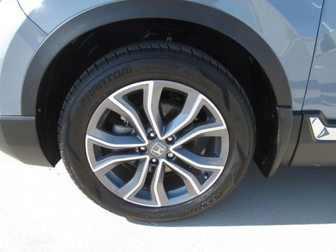 Used 2022 Honda CR-V Touring image 4