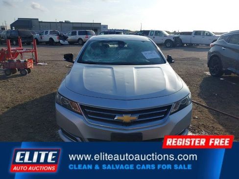 Used 2016 Chevrolet Impala LT w/ Convenience Package image 23
