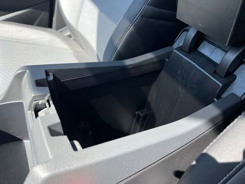 Certified 2017 Ford Escape SE FWD image 17