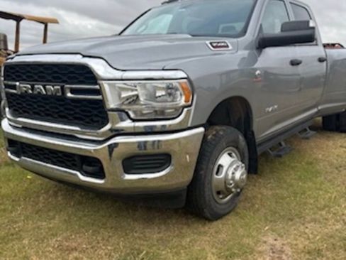 Used 2021 RAM 3500 Tradesman AWD/4WD image 2