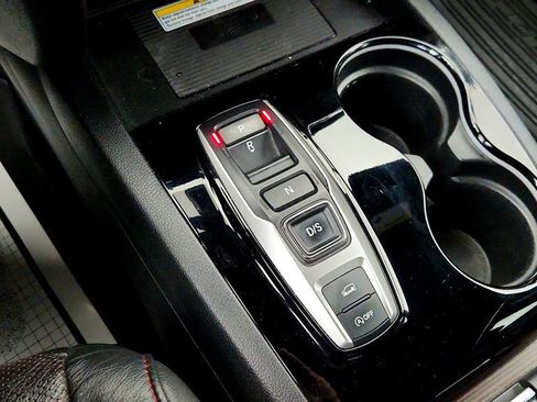 Used 2020 Honda Pilot Black Edition image 17