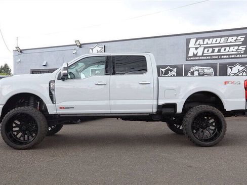 Used 2025 Ford F350 Platinum w/ Platinum Plus Package AWD/4WD image 2