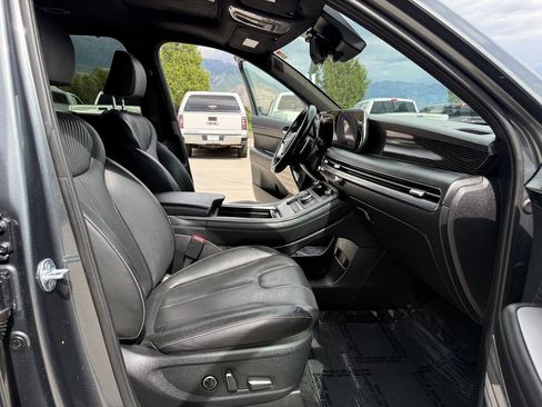 Used 2023 Hyundai Palisade Calligraphy AWD/4WD image 25