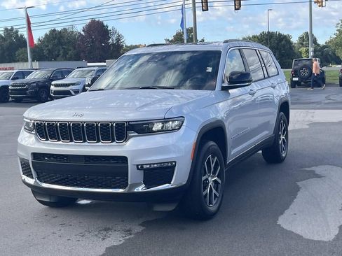 New 2025 Jeep Grand Cherokee L Limited image 3