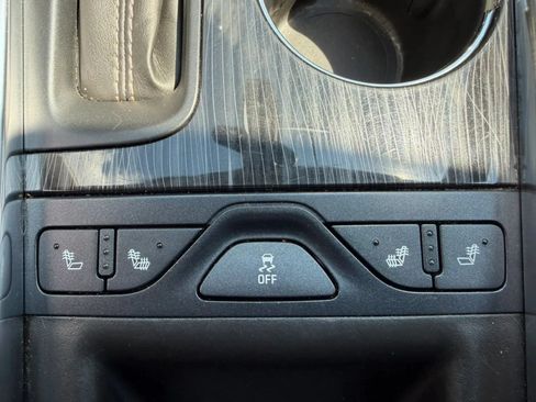 Used 2019 Chevrolet Impala Premier FWD image 16