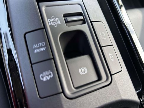 New 2026 Toyota Prius Plug-In Hybrid w/ Limited Premium Package FWD image 20