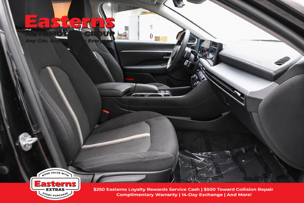 Used 2025 Hyundai Sonata SEL FWD image 26