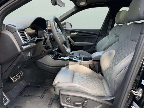 Certified 2025 Audi SQ5 Premium Plus w/ Premium Plus Package AWD/4WD image 19
