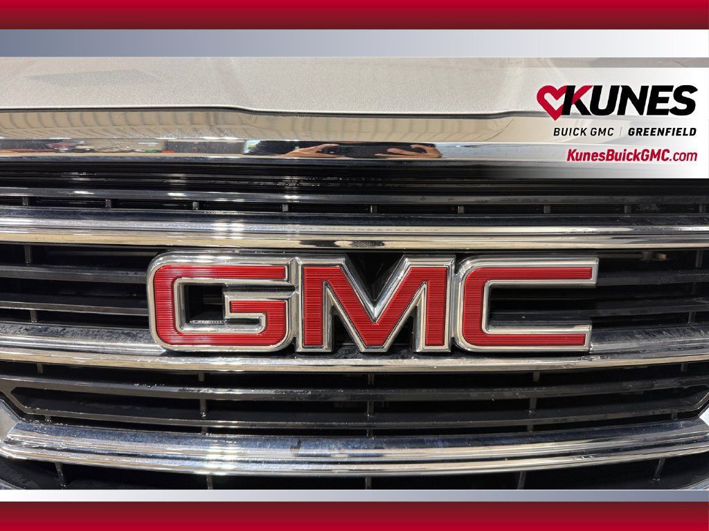 Used 2021 GMC Terrain SLE w/ Driver Convenience Package AWD/4WD image 40
