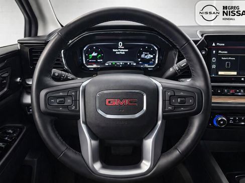Used 2024 GMC Sierra 1500 Elevation AWD/4WD image 9