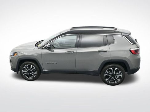 Used 2024 Jeep Compass Limited AWD/4WD image 29