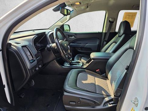 Used 2020 Chevrolet Colorado Z71 AWD/4WD image 23