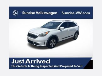 Used 2019 Kia Niro LX FWD 360° Tour