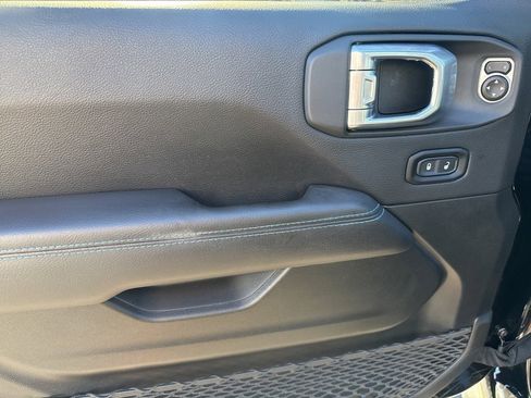 Used 2022 Jeep Wrangler Unlimited Rubicon 4xe w/ Safety Group image 14