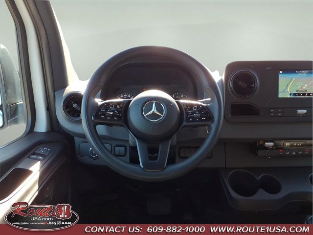 Used 2020 Mercedes-Benz Sprinter 3500 image 11