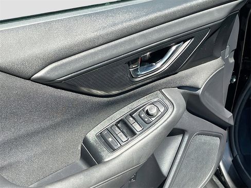 Used 2020 Subaru Outback Premium image 17