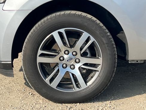 Used 2022 Ford Expedition Limited image 39