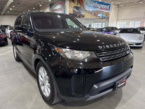 Used 2018 Land Rover Discovery SE image 21
