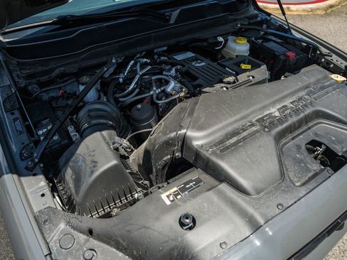 New 2026 RAM 2500 Laramie AWD/4WD image 23