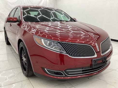 Used 2015 Lincoln MKS AWD w/ Equipment Group 201A image 3