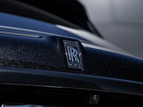 New 2026 Rolls-Royce Cullinan Black Badge image 15