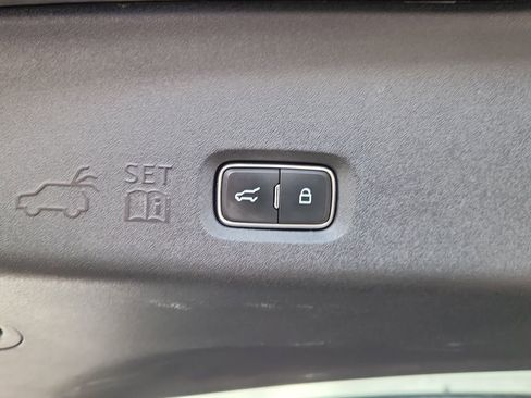 Used 2025 Ford Expedition Max Platinum image 16