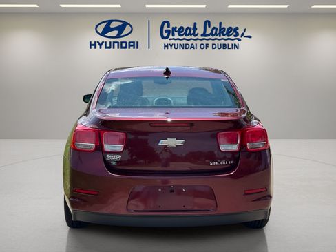 Used 2015 Chevrolet Malibu LT w/ Power Convenience Package FWD image 4