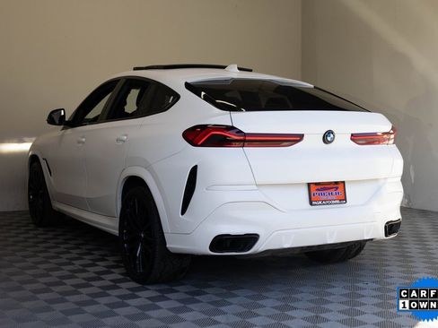 Used 2022 BMW X6 M50i w/ Premium Package image 12