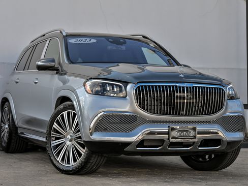 Used 2023 Mercedes-Benz Maybach GLS 600 4MATIC image 1