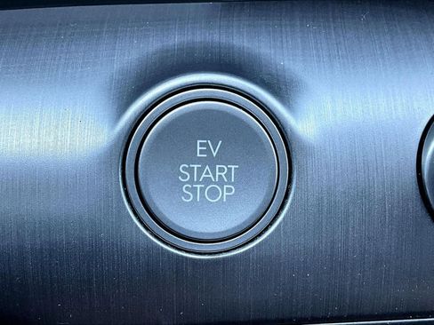 Used 2024 Hyundai Kona Limited image 30